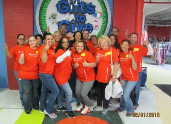 Santander Volunteers, Set A New Record For Clothes Processing!
